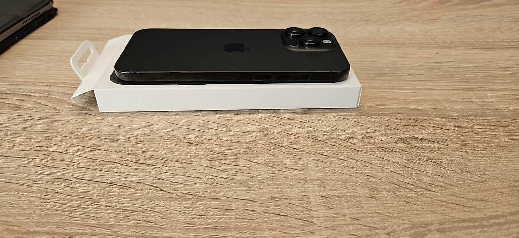 Portables: Apple iPhone 16 Pro Max – D'occasion à Elsau par mor1ano 3