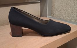 Kaiser Damen Pumps, Stoff schwarz, Gr 39, Top!!