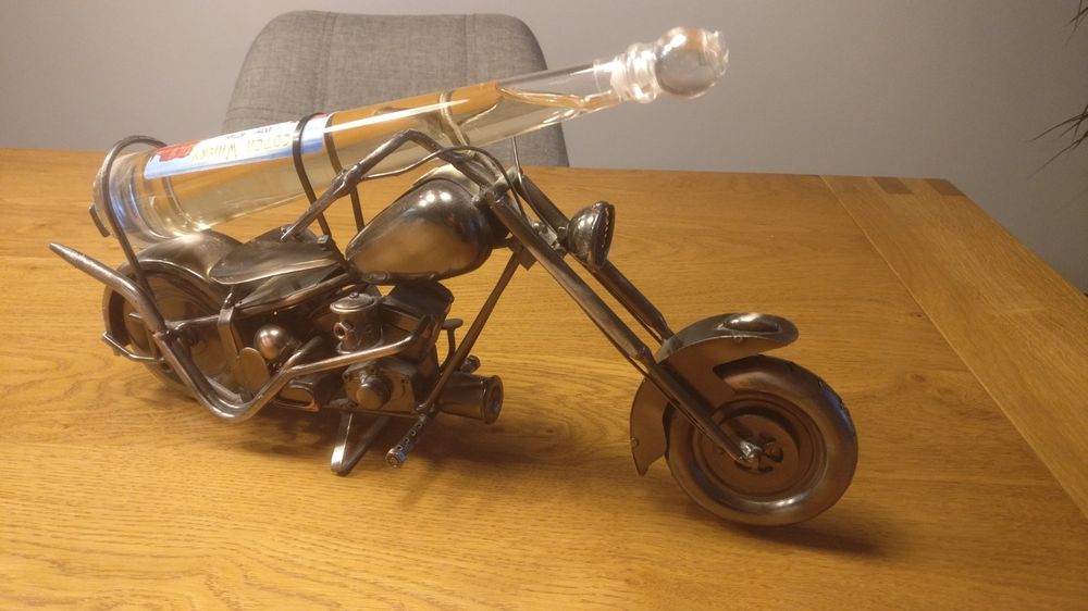 Chopper Motorrad Blech mit Whisky | Kaufen auf Ricardo