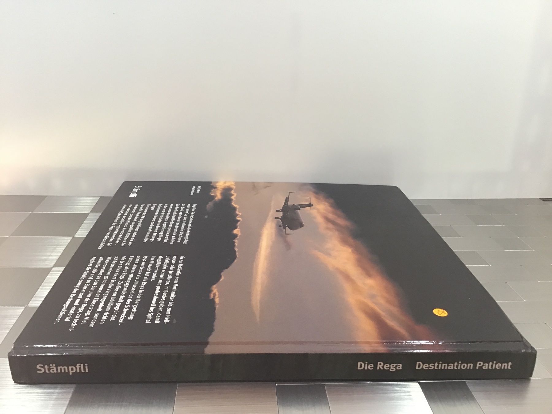 Bücher: DIE REGA DESTINATION PATIENT – Gebraucht aus Männedorf von Spezial-Modelle 3