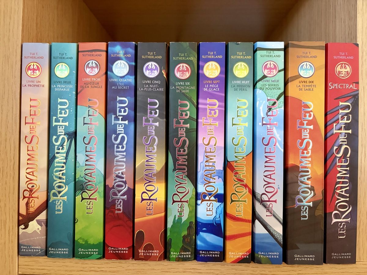 Bücher: Les Royaumes de Feu 1-10 + Spectral – Gebraucht aus Euseigne von Lola5