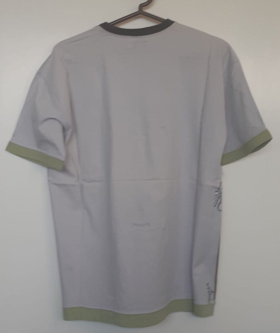 T-shirt: T-Shirt Matinique – Usato da Emmen venduto da Carbru 1