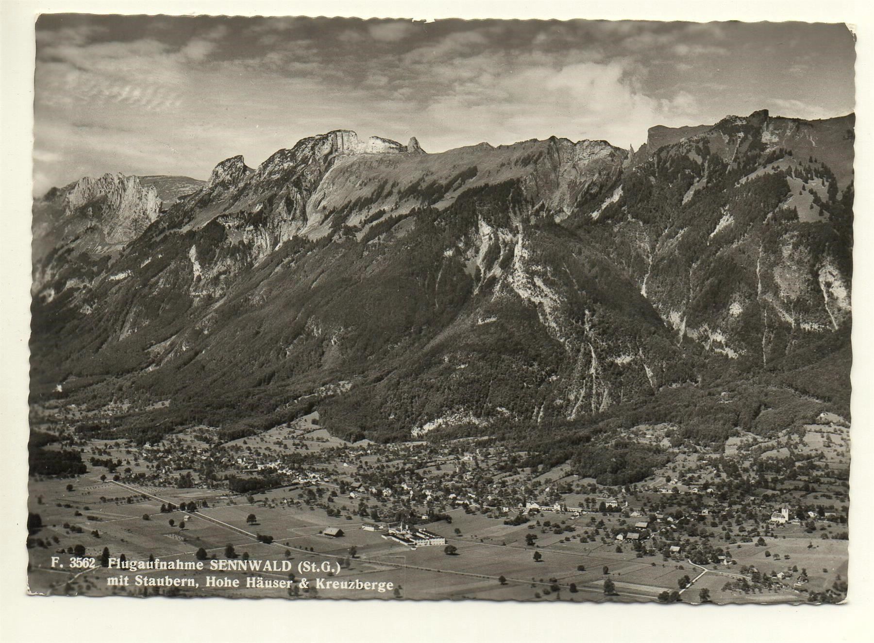 Cartoline postali: SENNWALD Flugaufnahme – Usato da Jona venduto da philajona