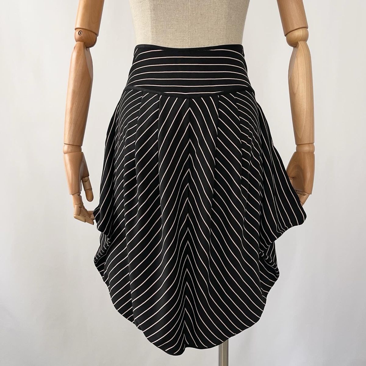 Armani Gonne: GIORGIO ARMANI Skirt – Nuovo (secondo la descrizione) da Emmen venduto da Avviivva_Com2023 4