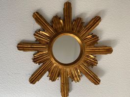 GROSSER VERGOLDETER SONNENSPIEGEL  AUS GESCHNITZTEM HOLZ