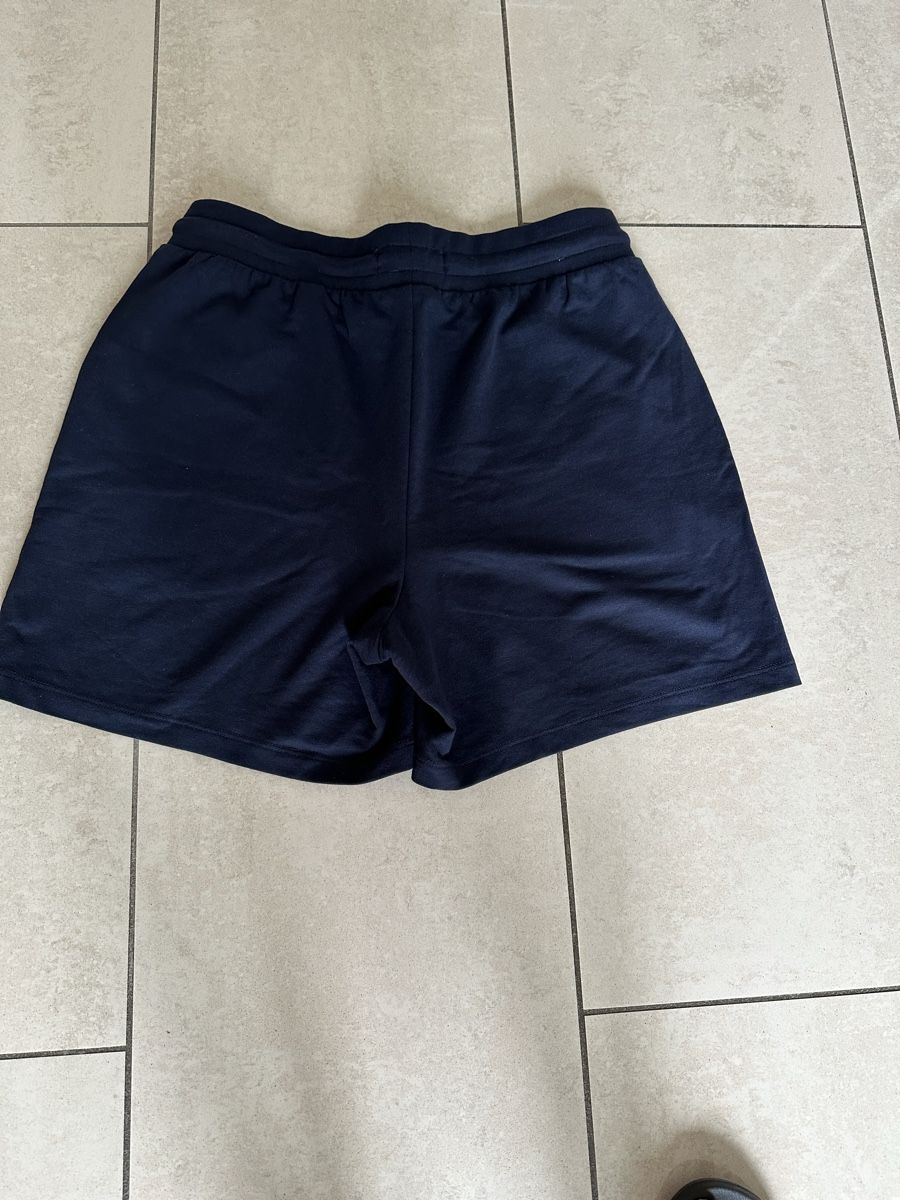 Pantaloni: Bequeme Shorts Gr. M, neu – Nuovo (secondo la descrizione) da Langnau aA venduto da Camelia14 1