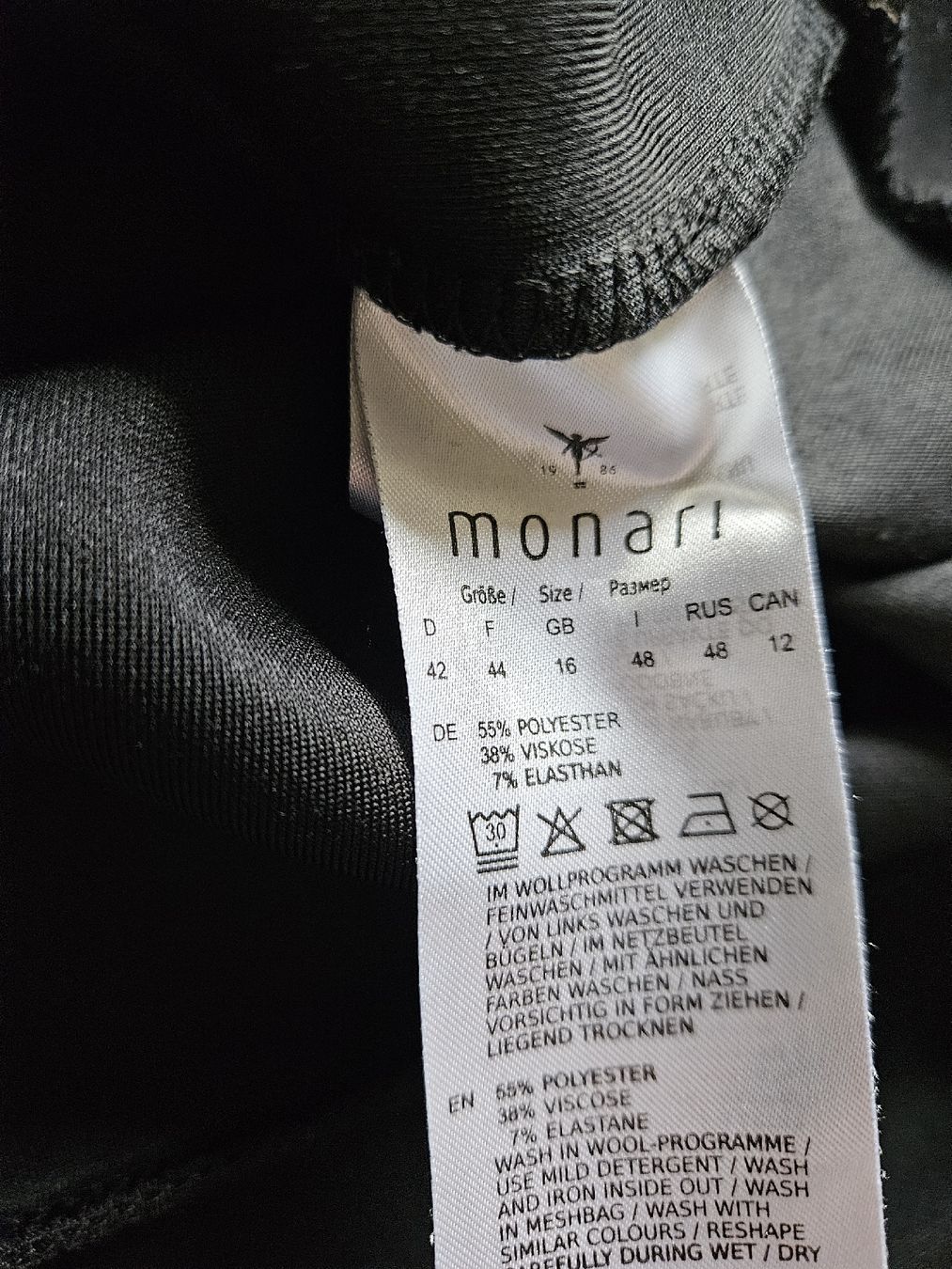 Monari T-shirt: Kapuzenpullover Monari ärmellos schwarz Grösse 42 – Nuovo (secondo la descrizione) da Anwil venduto da tamoos 8