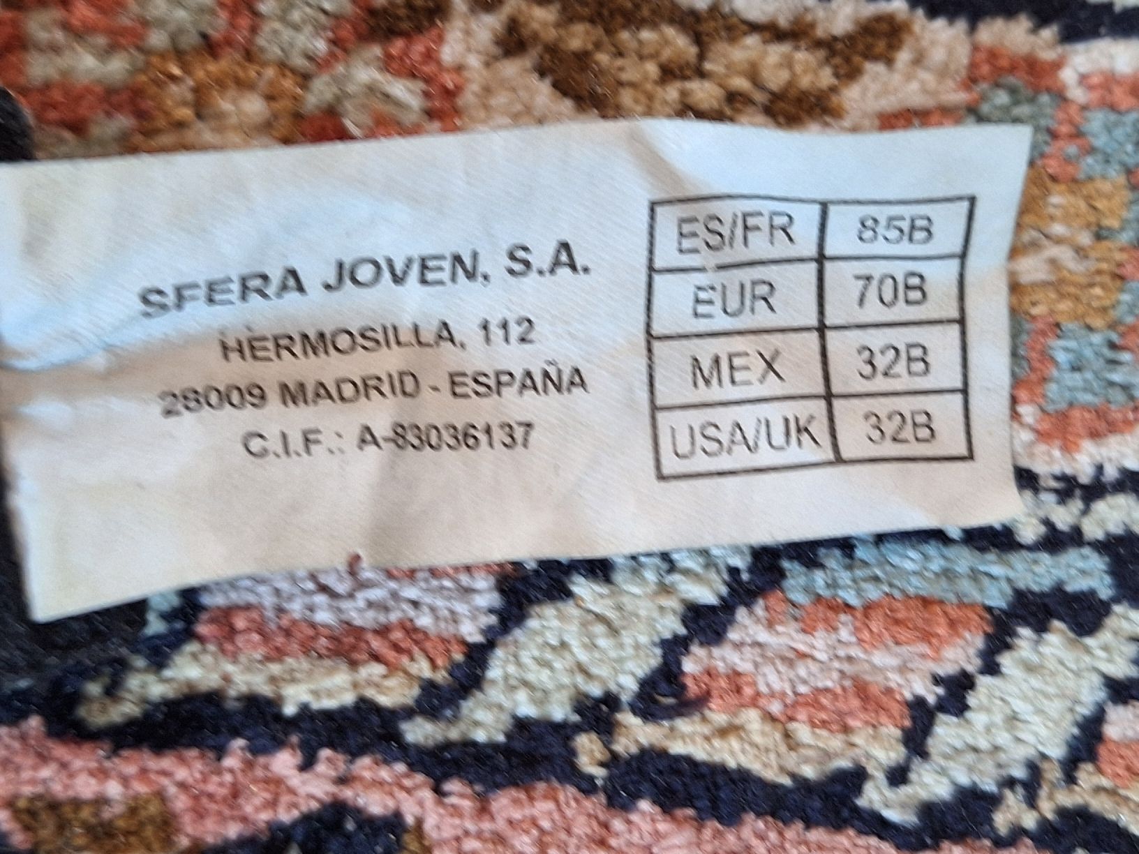 Sonstige Unterwäsche: Verspielter BH in Satin und Spitze – Gebraucht aus Rheinfelden von Cleopatra2000 3