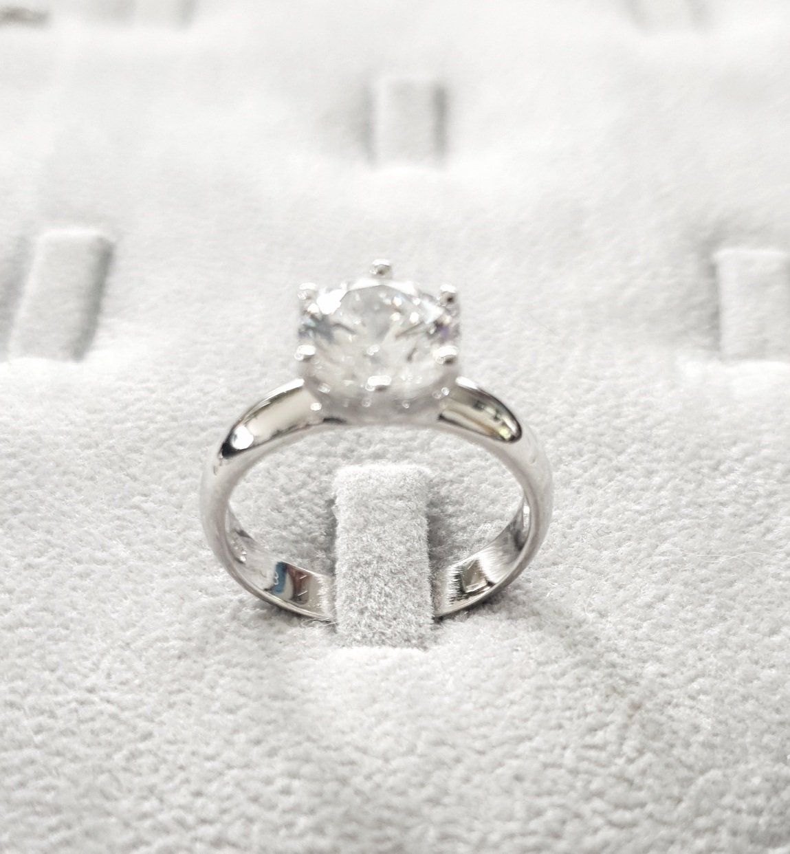 Anelli: Solitaire Silberring 925 mit Zirkonia - Neu – Nuovo e nell'imballaggio originale da Uetikon am See venduto da Coralreef 2