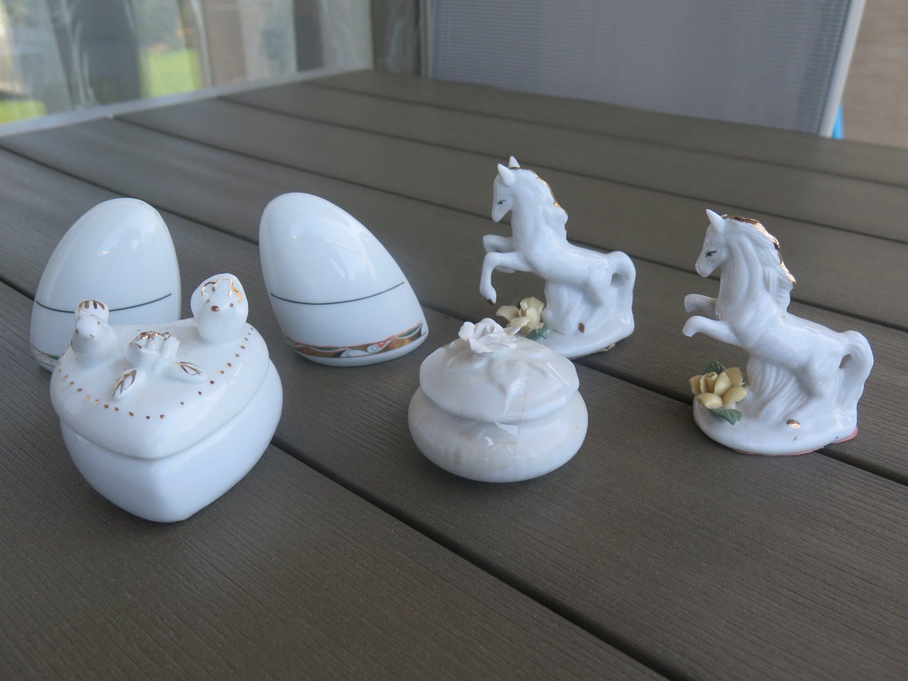 Statuette: Diverse Dosen und Figuren – Usato da Etziken venduto da Neuwick