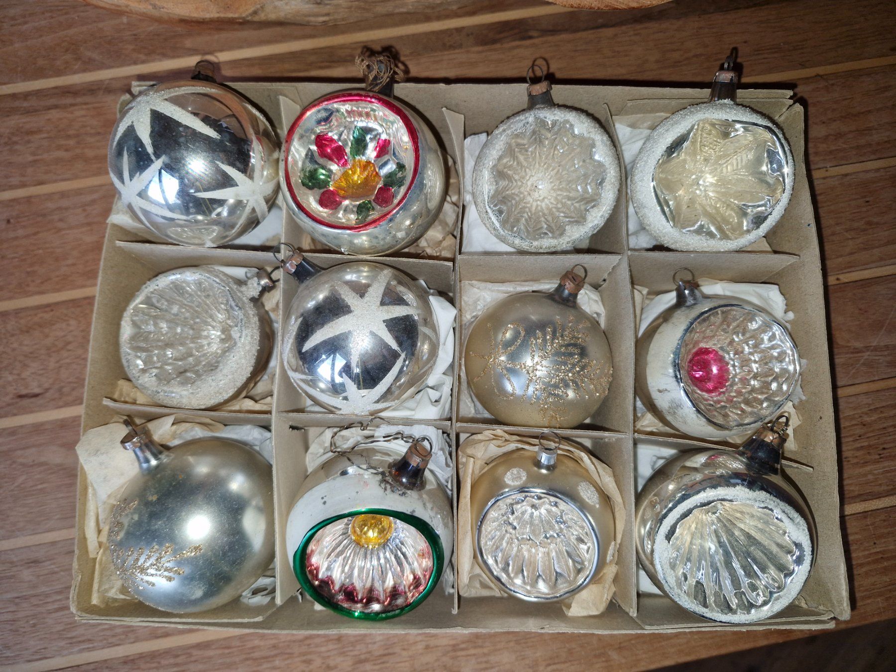 Tutte le decorazioni: alter Christbaumschmuck – Usato da Guarda venduto da rue_bpd7 2