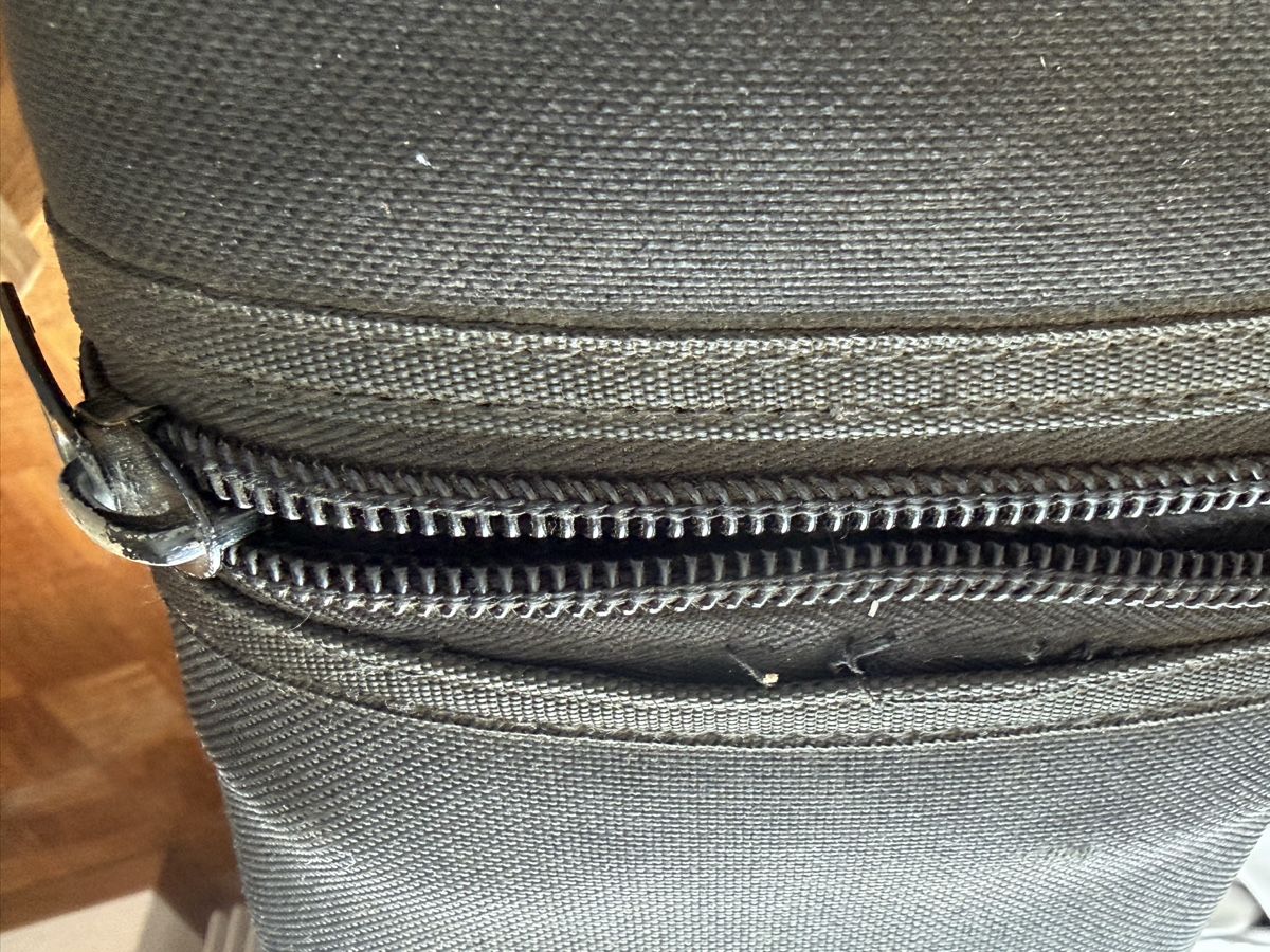 Strumenti musicali: Gitarren Koffer – Usato da Lengnau BE venduto da most45 9