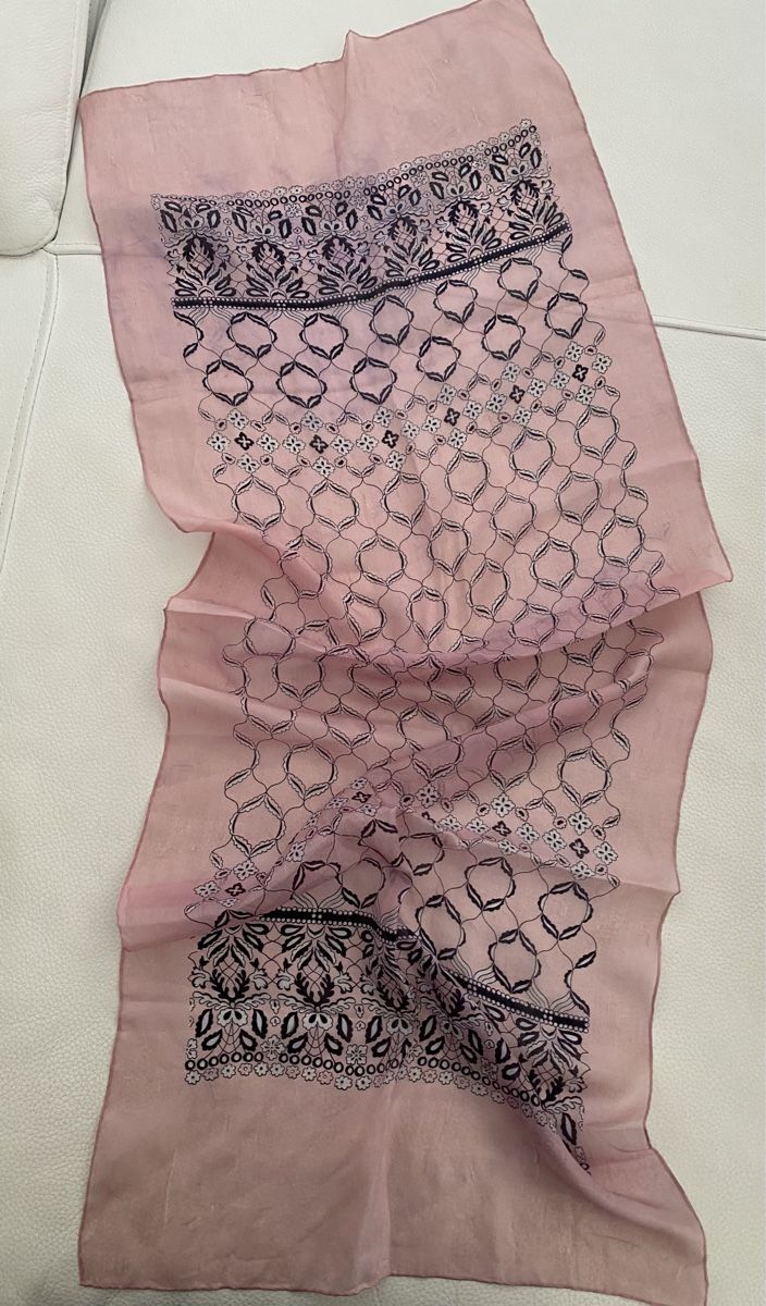 Foulard & Sciarpe: Seiden Schal 🌸 – Usato da Opfikon venduto da Luis144 5
