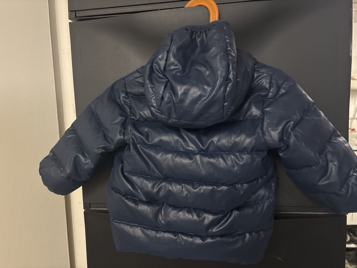 Benetton Giacche & Cappotti: Jacke Benetton Grösse 74 – Usato da Regensdorf venduto da Piritatti 1