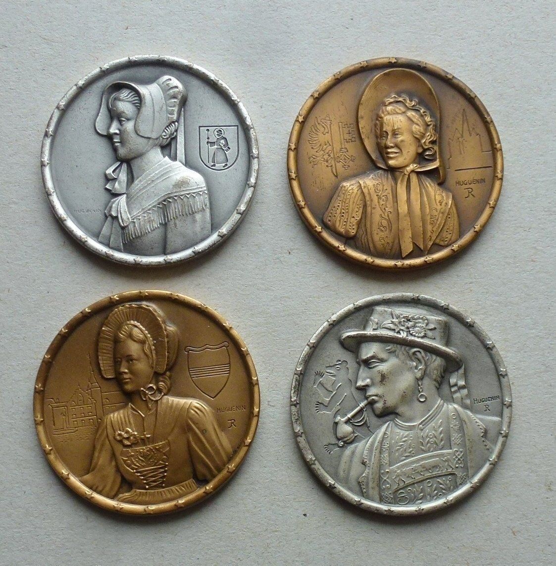 Medaglie: Sammlung ++ 17 Stk alte Schweizer Trachten-Medaillen – Usato da Walkringen venduto da Casablanca777 1
