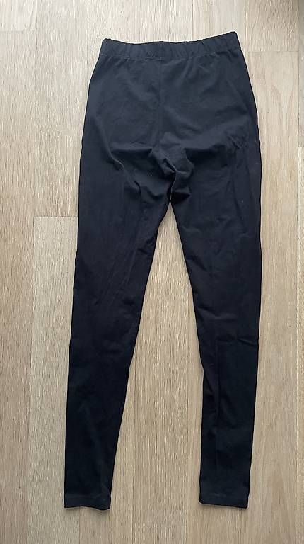 H&M Strümpfe & Strumpfhosen: Leggings schwarz H&M Gr. 158 – Gebraucht aus Zürich von nop4 2