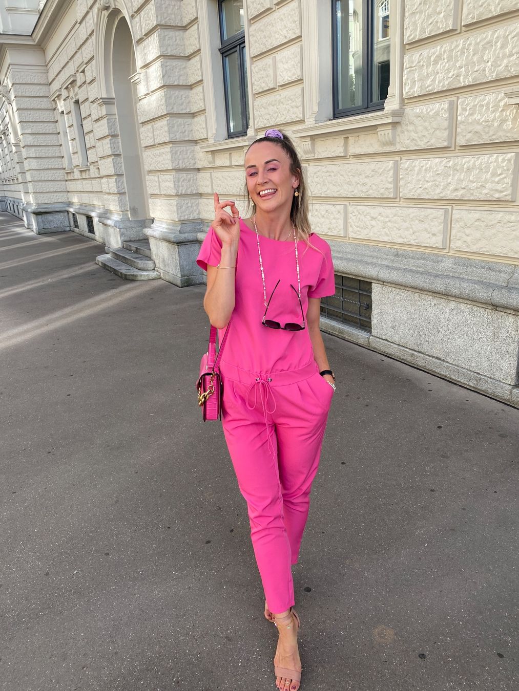 Tute: pink jumpsuit – Usato da Zürich venduto da tre_t57m