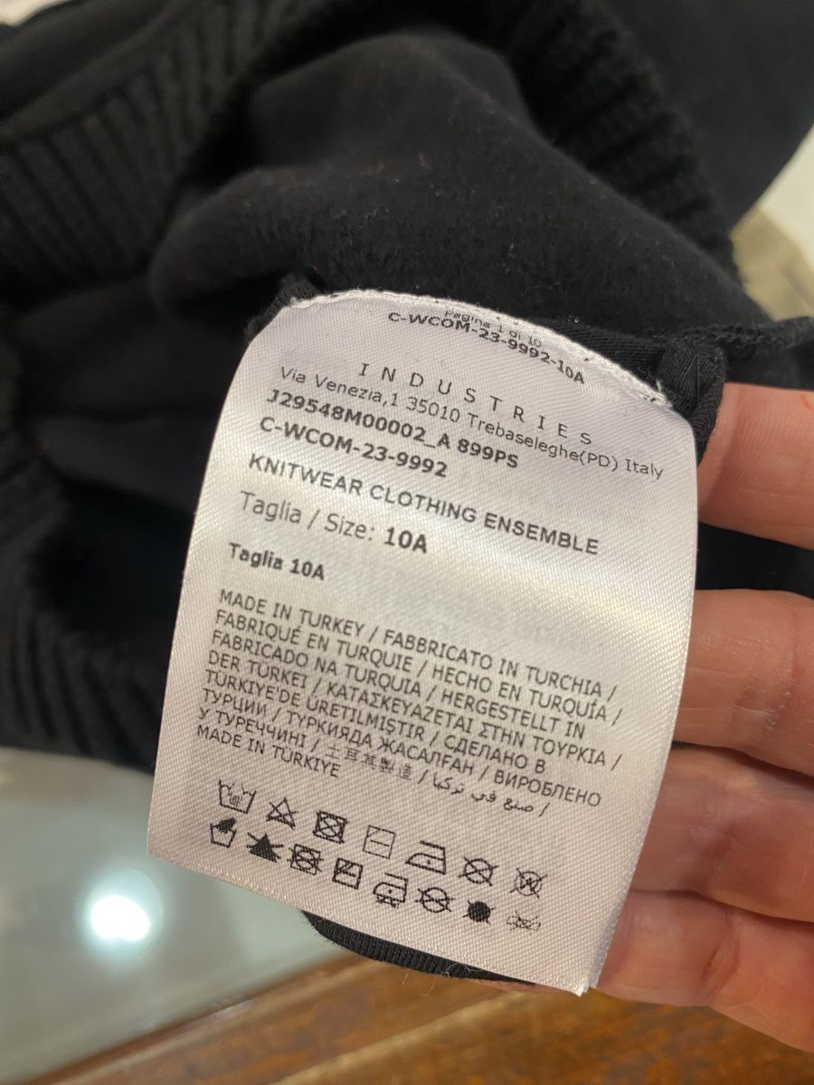 Moncler Maglioni & Felpe: Pull Moncler noir 10 ans – Usato da Lens venduto da Missminibulles 3