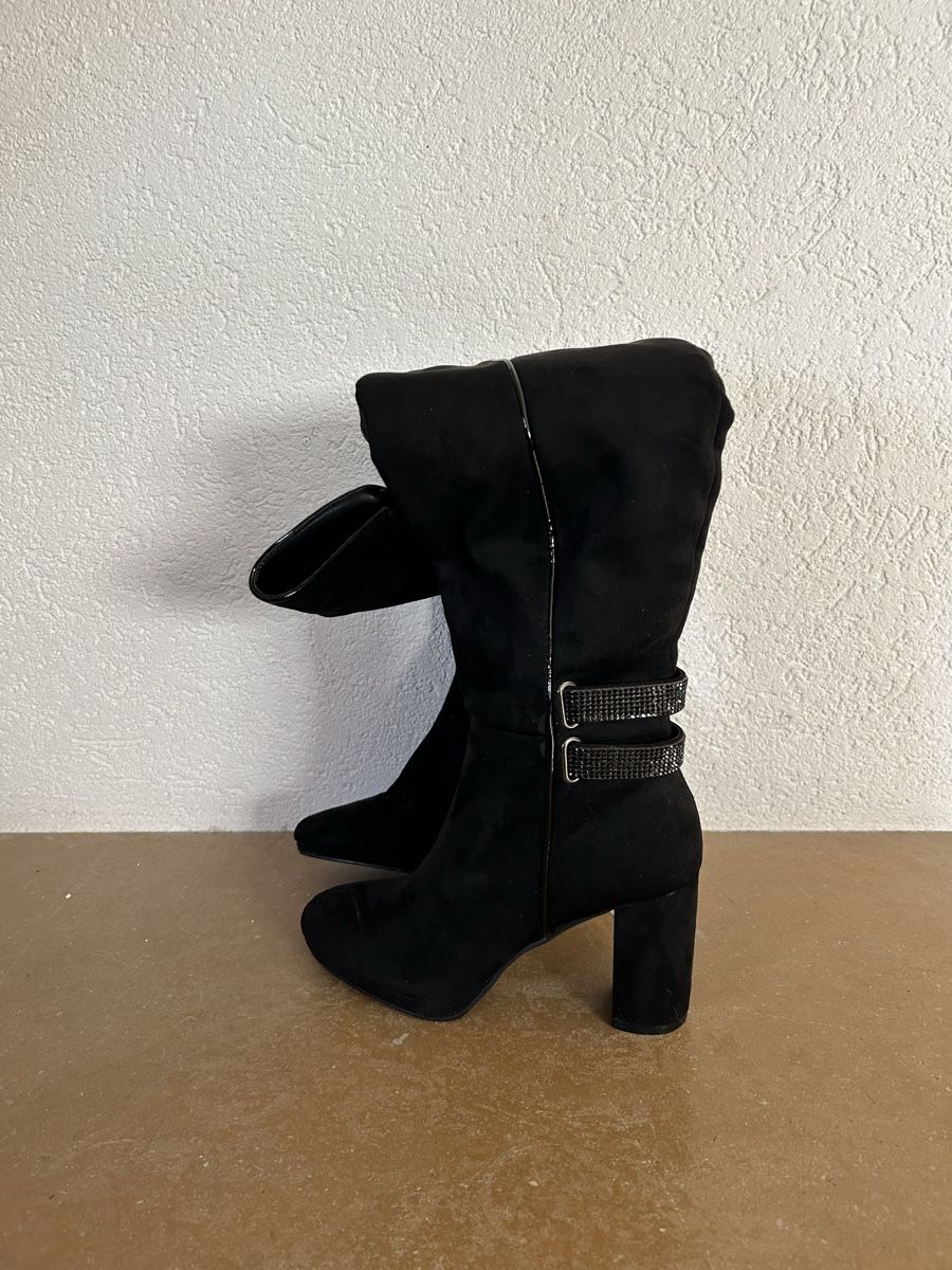 Scarpe da donna: Bottes dame – Usato da Montsevelier venduto da Batson