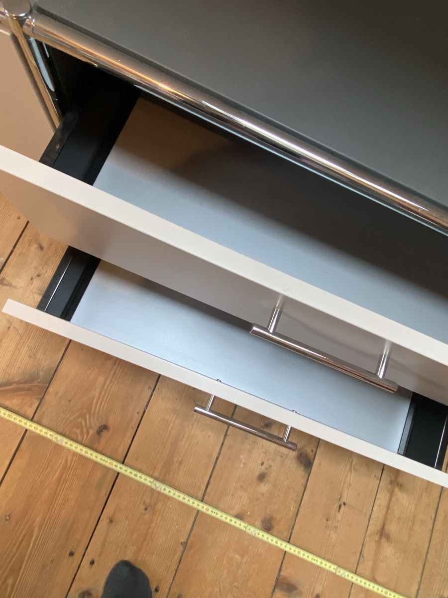 Cassettiere: Sideboard von mab by celton – Usato da Winterthur venduto da Platypuss 3