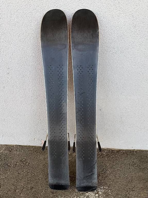 Sci: Ski enfant - 67cm – Usato da Lausanne 27 venduto da Faffine 1