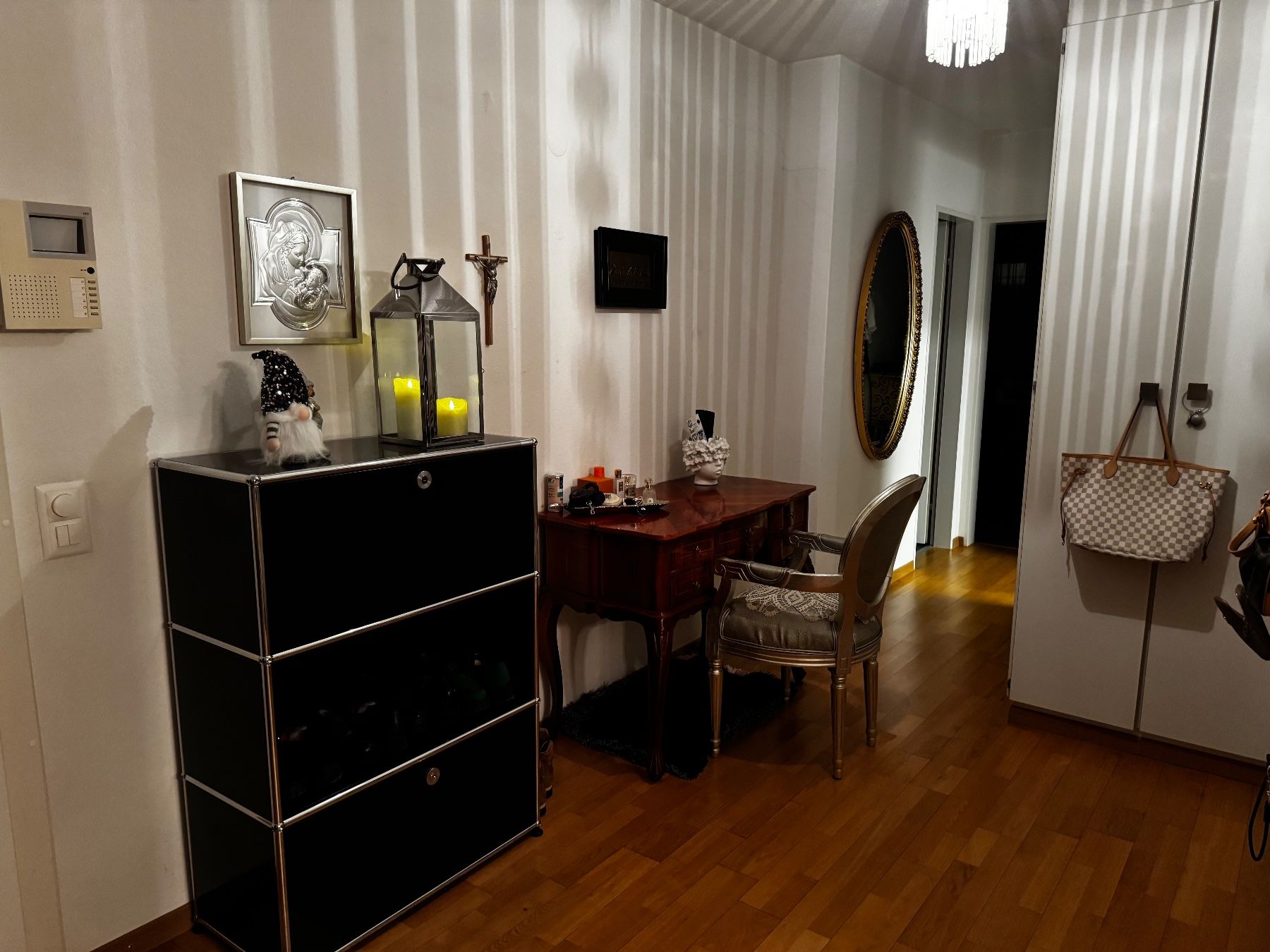 USM Scaffali: Usm Highboard Rot  oder andere  Farbe Lieferung Gratis – Usato da Thun venduto da Thuno6 9