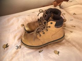 Winterschuhe 30