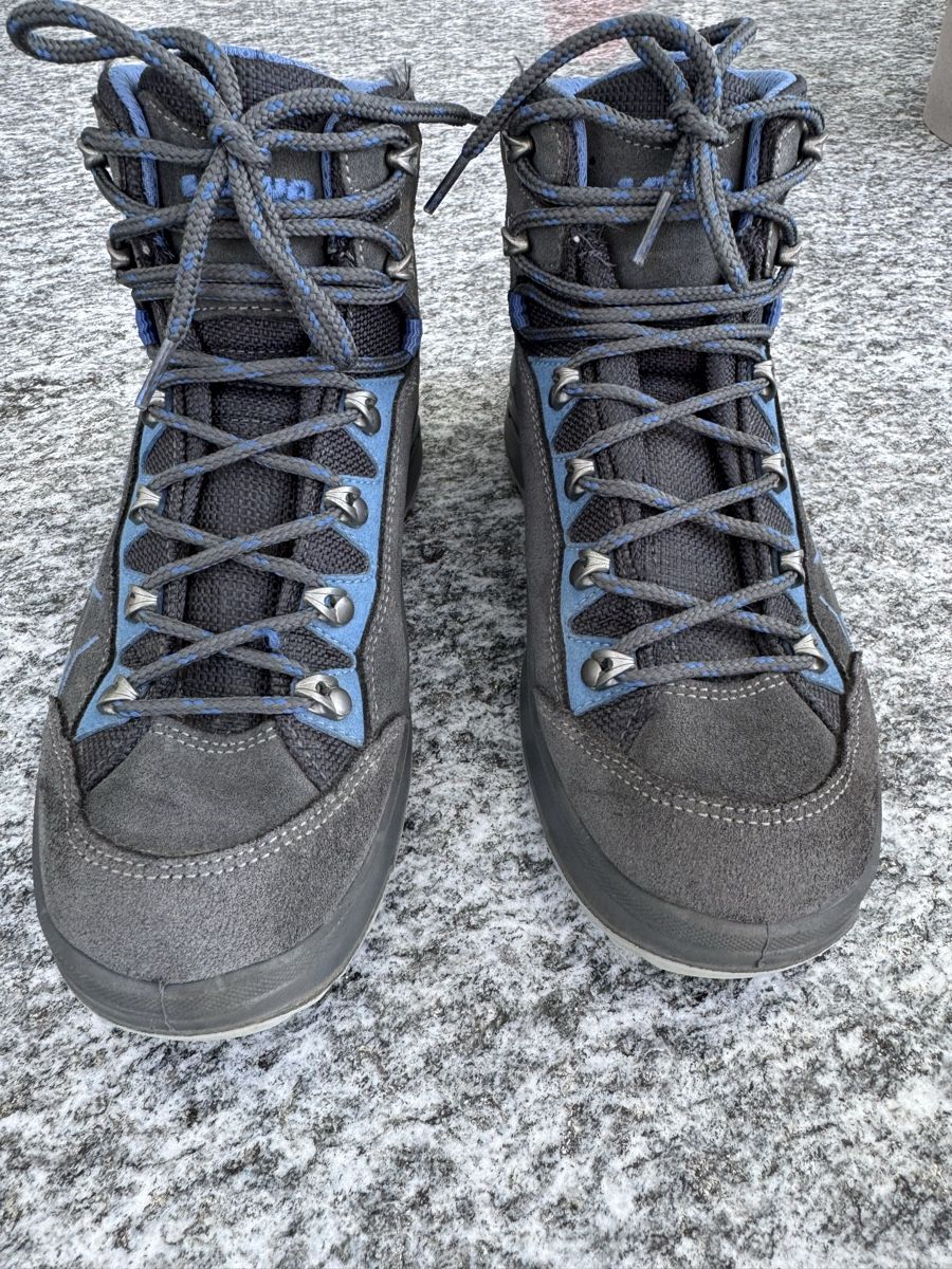 Lowa Schuhe für Jungen: LOWA Wanderschuhe-Grösse 36 – Gebraucht aus Hirzel von Marmar88