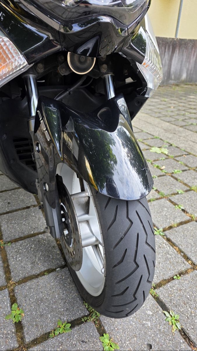 Yamaha Altro: Yamaha Nmax gpd 125 – Usato da Benglen venduto da sal_zf9m 6