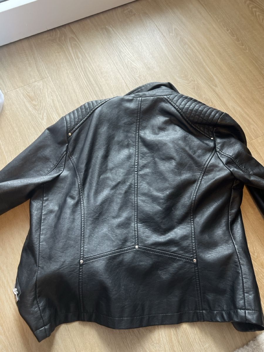Only Jacken: Lederjacke – Gebraucht aus Bülach von joowaaa 1