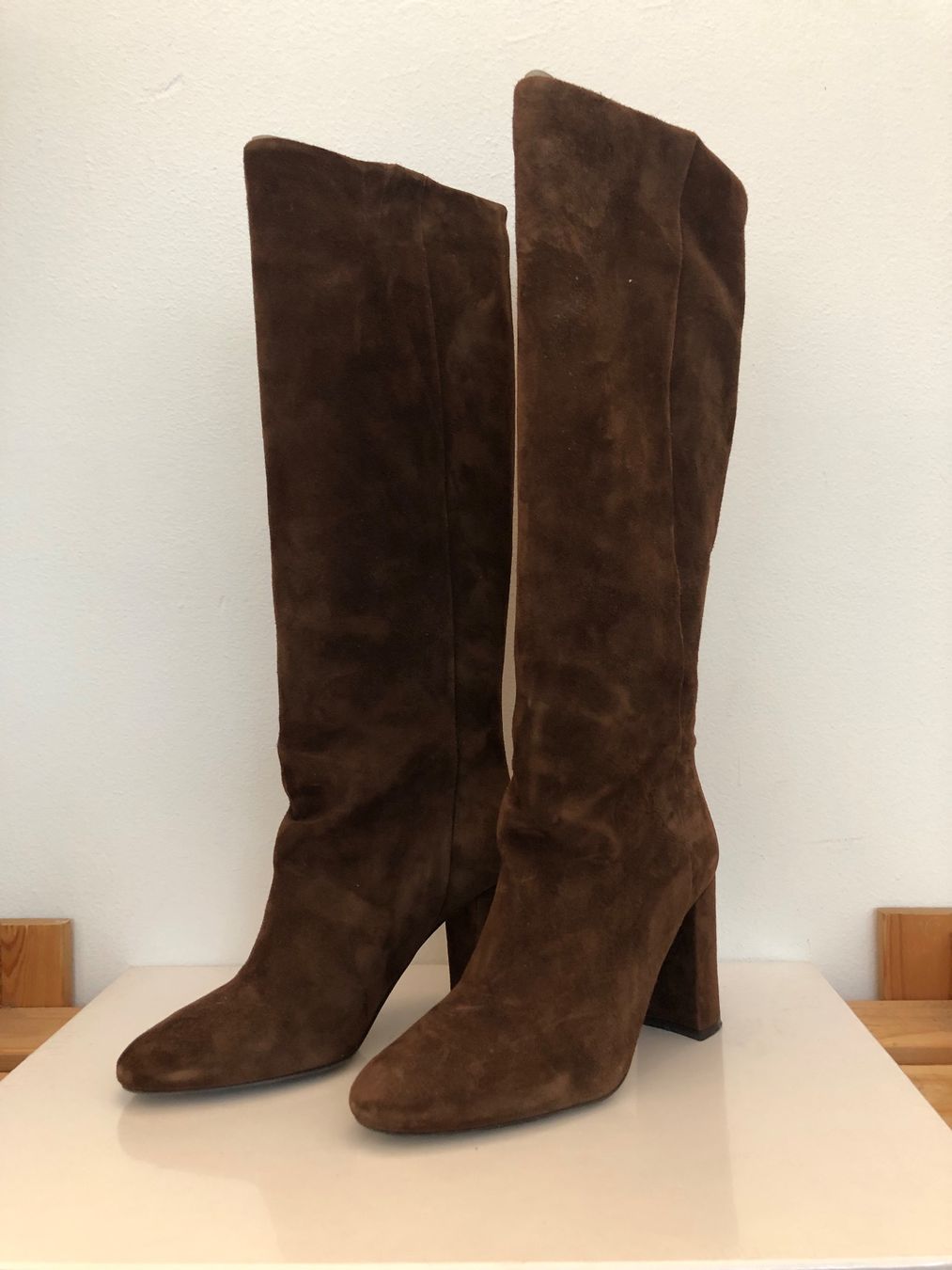 Jonak Scarpe da donna: Bottes Jonak en daim marron – Nuovo e nell'imballaggio originale da Lausanne venduto da emm_sc77