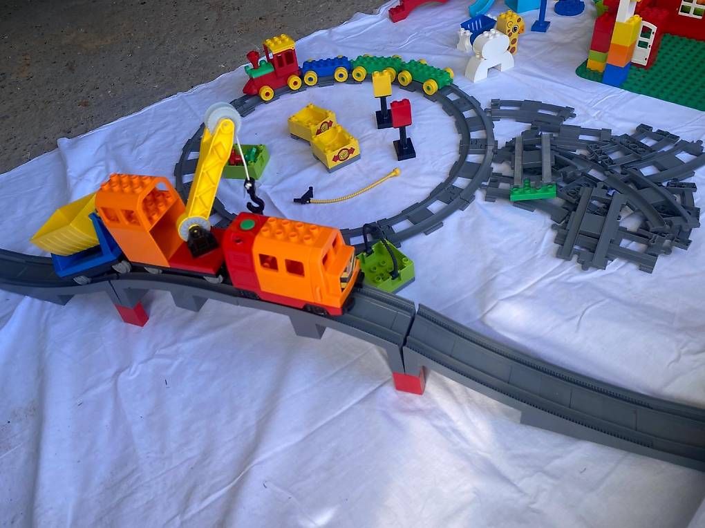Spielzeuge: DUPLO LEGO officiel – Gebraucht aus Lausanne von au8 2