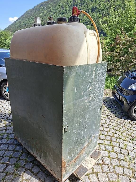 Riscaldamento: Heizöltank Dieseltank mit Handpumpe – Usato da Saxeten venduto da bhmotorsport 1