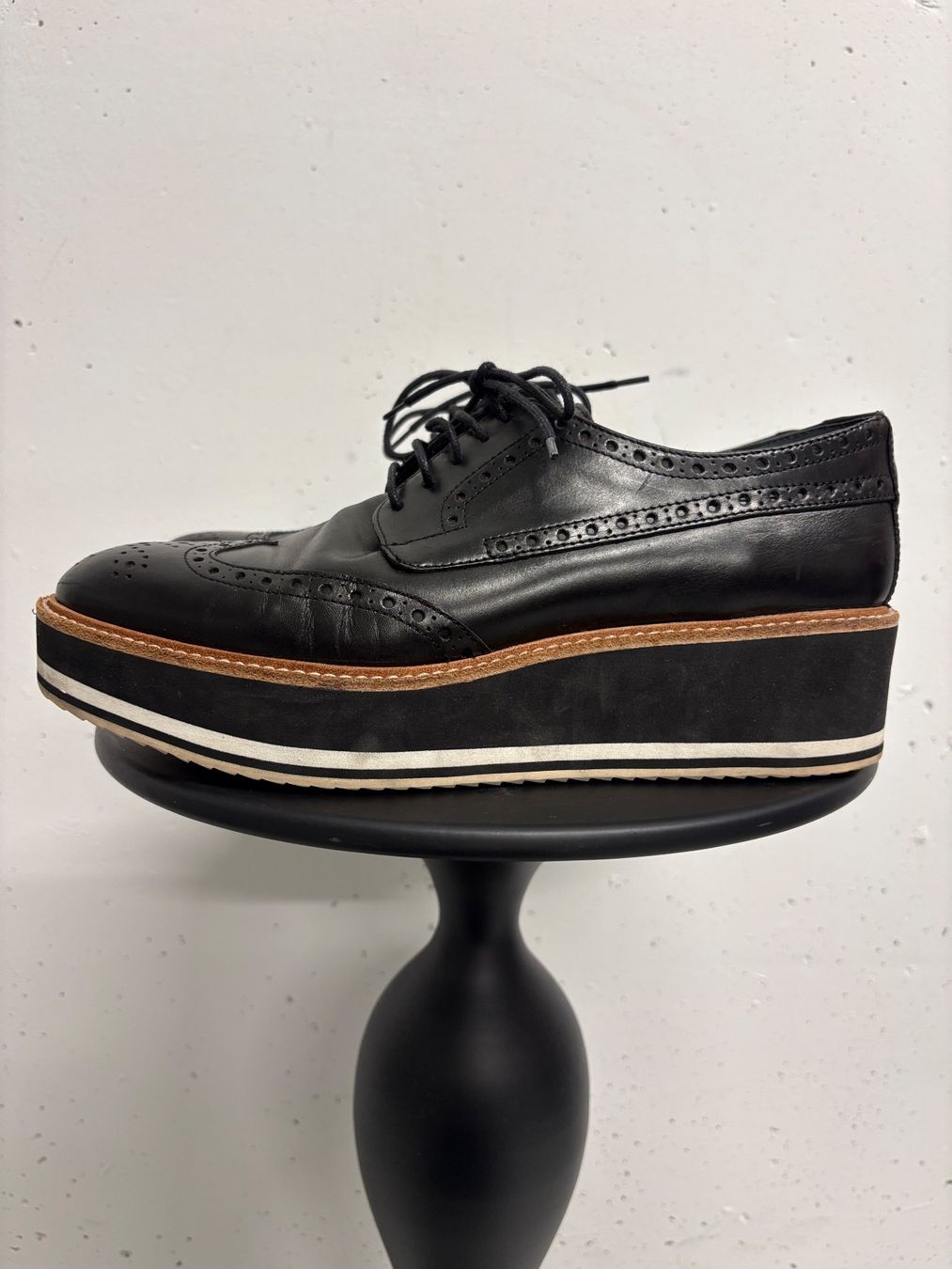 Navyboot Scarpe da donna: Navyboot Schwarze Schnürschuhe mit Plateausohle Gr. 40 Leder – Usato da Regensdorf venduto da secondchancefashion