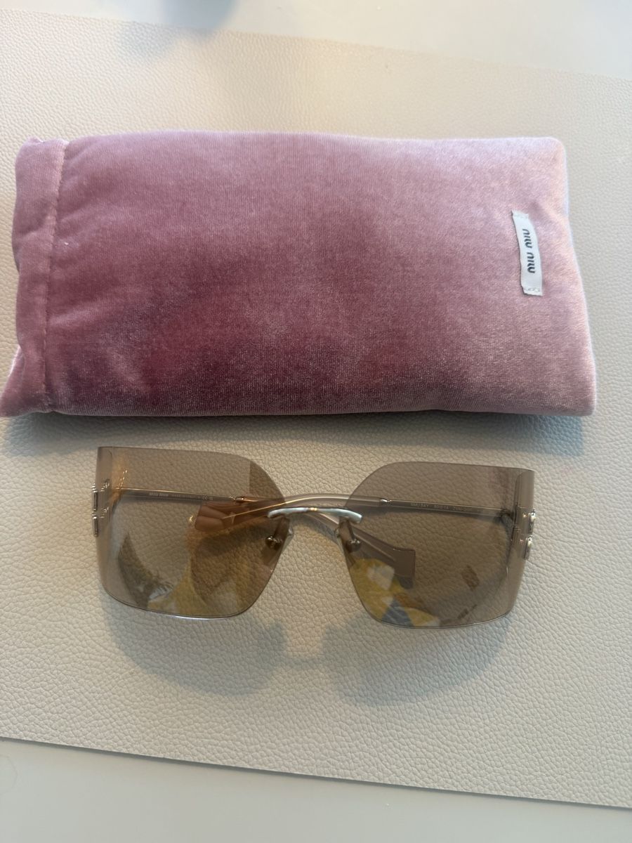 Miu Miu Brillen & Gläser: Miumiu Brille – Neu (gemäss Beschreibung) aus Männedorf von ScottNatalia