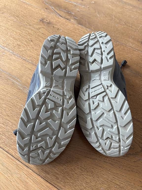 Lowa Schuhe für Jungen: Wanderschuhe Lowa – Gebraucht aus Jegenstorf von momonika 2