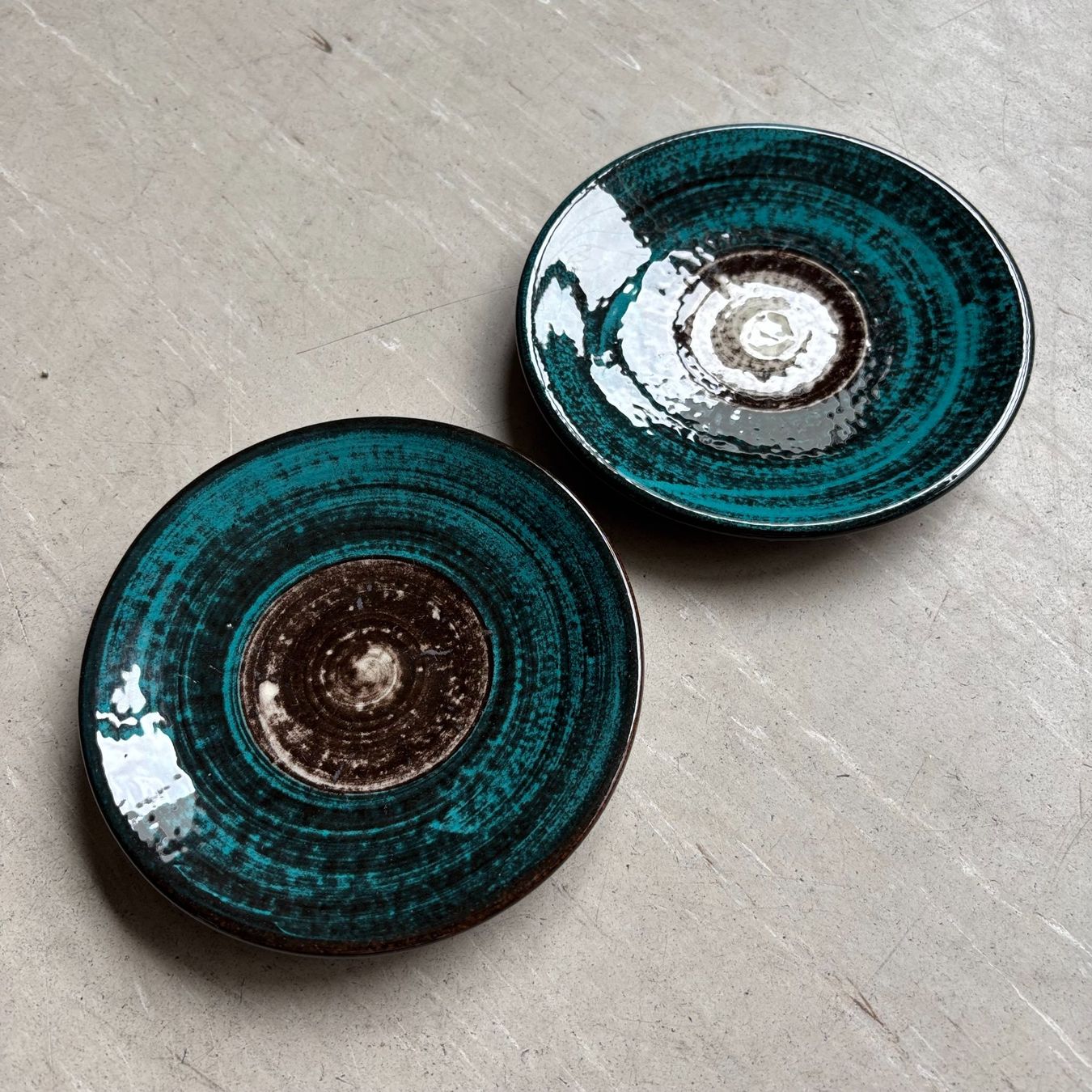 Hugo Kohler Assiettes: 2x Unterteller von Hugo Kohler, Biel, 1960er – D'occasion à Bern par Modern-Era 3