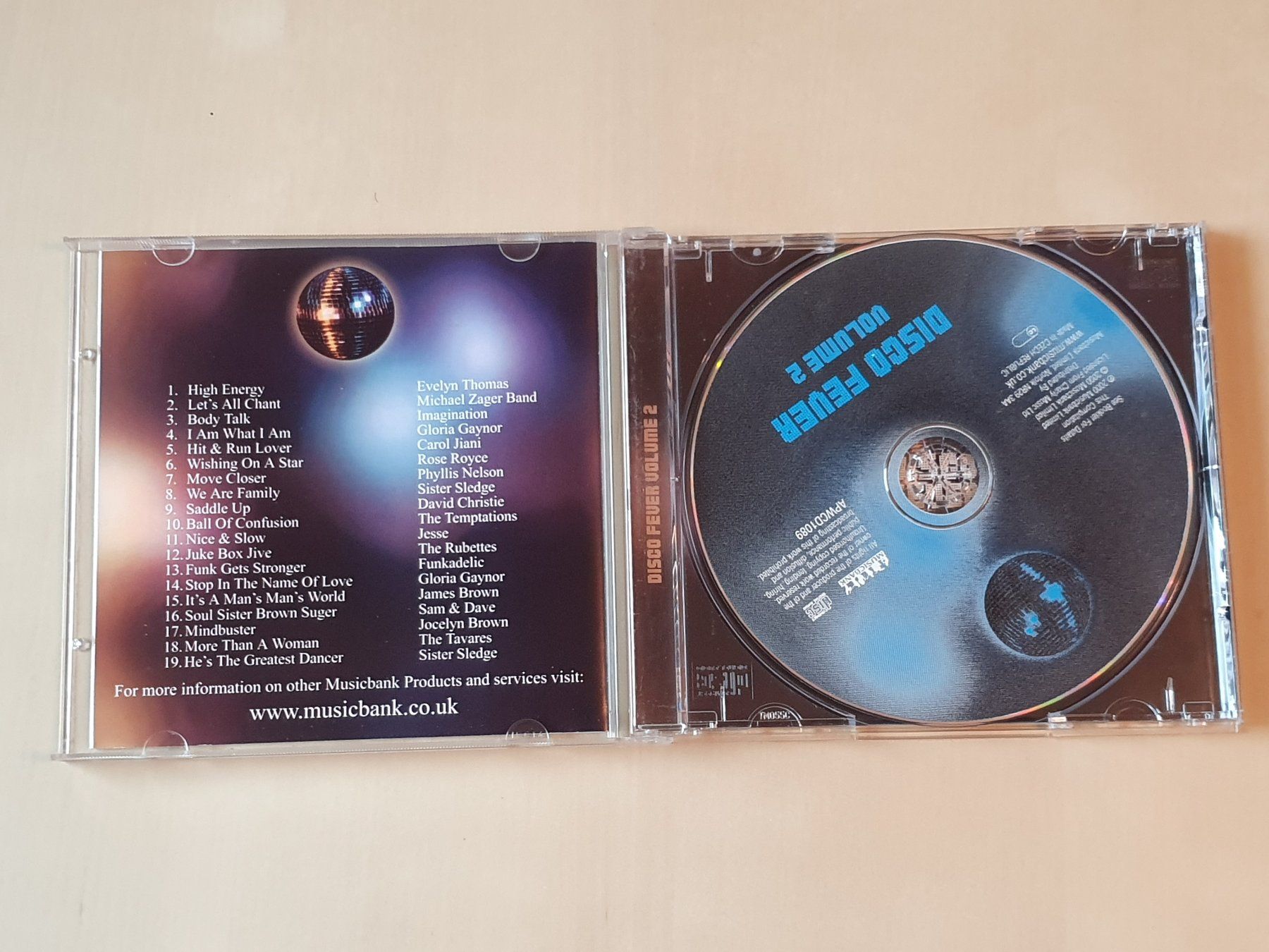 CD: Disco Fever Vol. 2 – Usato da Stansstad venduto da collectorsshop 2