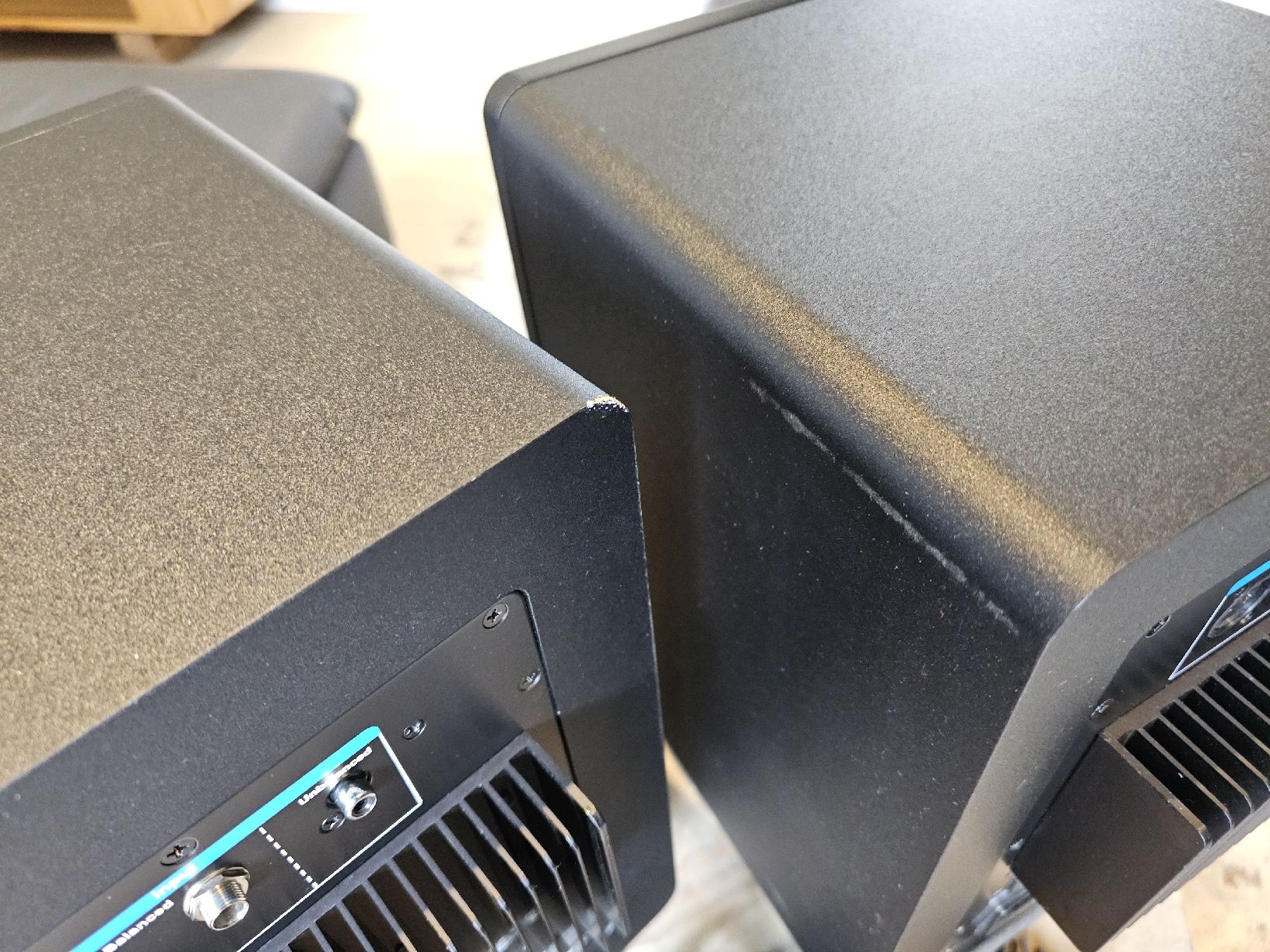 Casse acustiche: Fluid Audio Fader Series FX8 – Usato da Möhlin venduto da RoySchneider 3