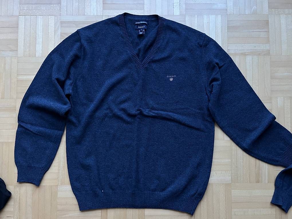 Pullover & Sweatshirts: Markenpullover GANT Set (Hoodies & Lammwollpullover)  – Gebraucht aus Effretikon von kia_c6fv 4