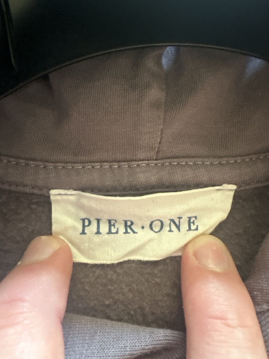 Maglioni & Felpe: Hoody Pier One – Usato da Rorschacherberg venduto da LuksPCs 1