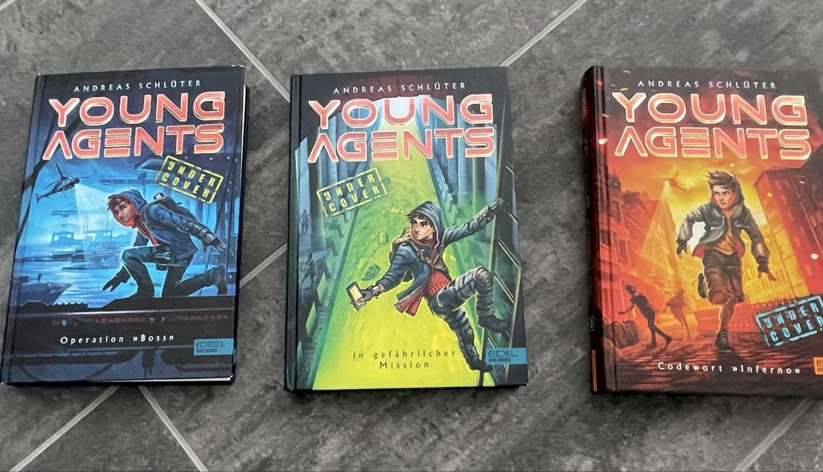 Livres: Young Agents 1-3, Andreas Schlotter – D'occasion à Altendorf par Kabuzze