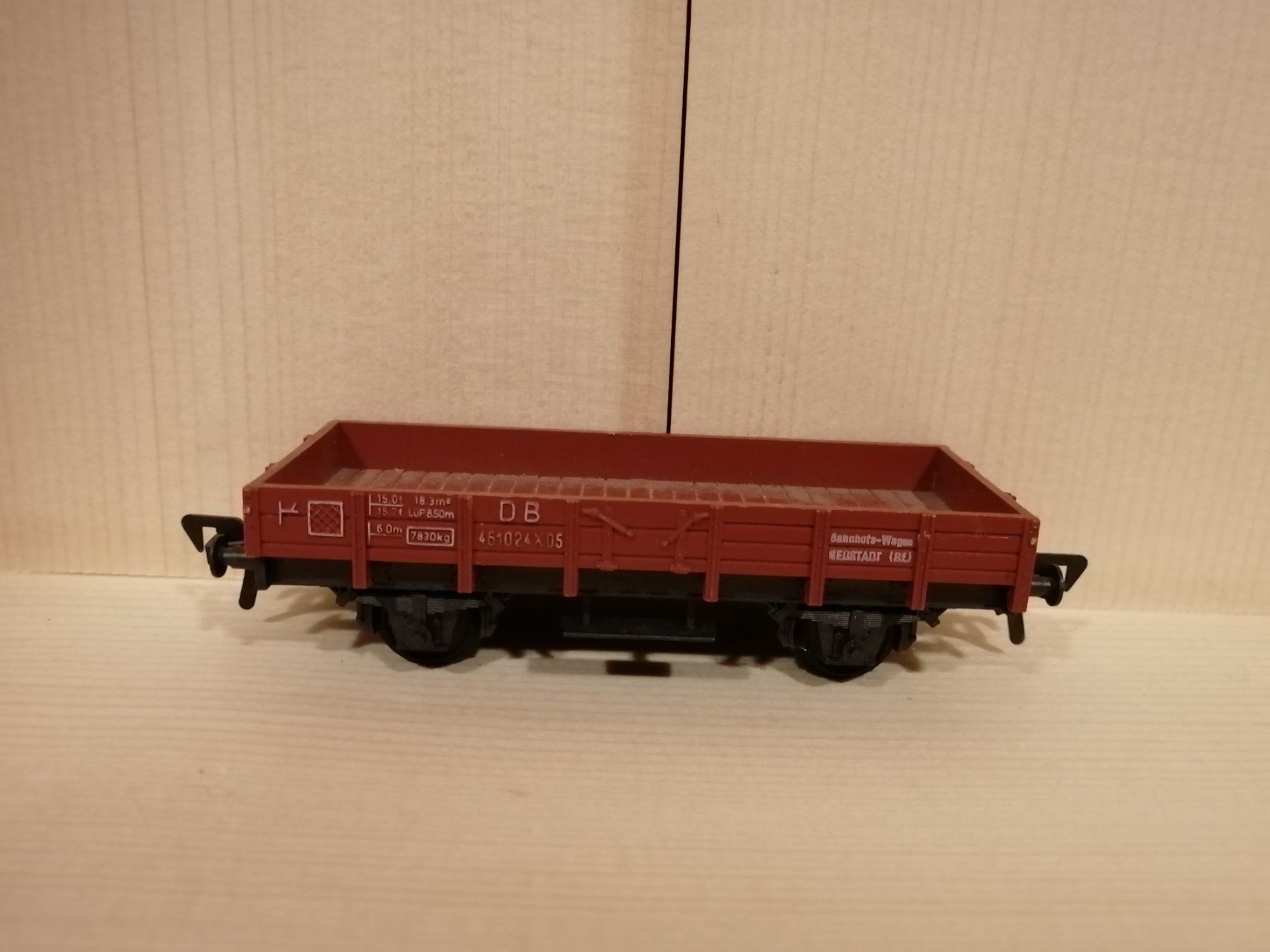 Fleischmann Modelleisenbahnen: Fleischmann HO DC : DB wagon plat à 2 essieux – Gebraucht aus Buttes von Cafe2005 1