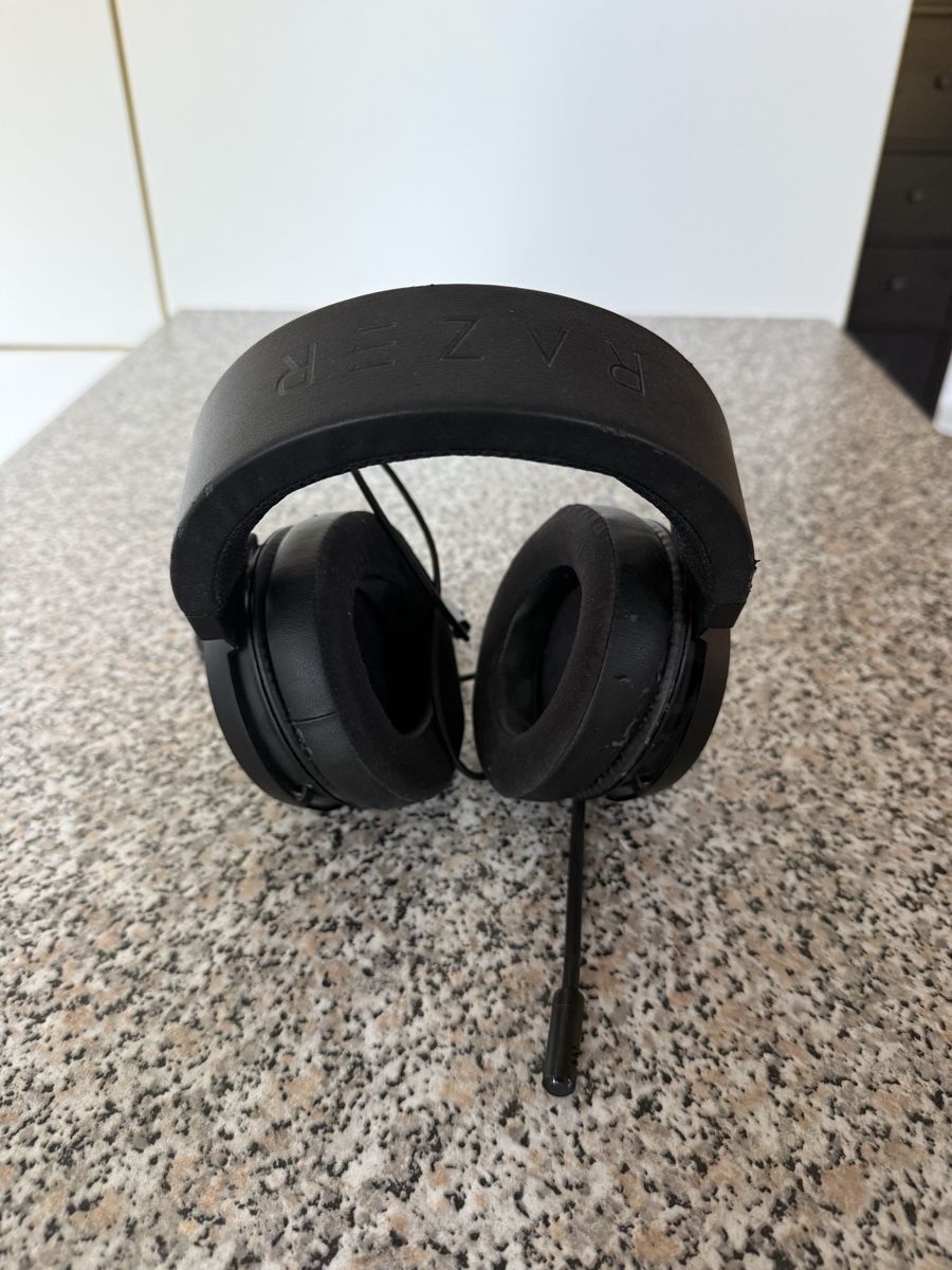 Razer Cuffie: Razer Headset schwarz – Usato da Wädenswil venduto da dom_pz5d 1