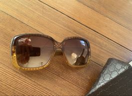 Sonnenbrille Gucci mit Etui gebraucht