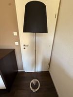 Lampe sur pied