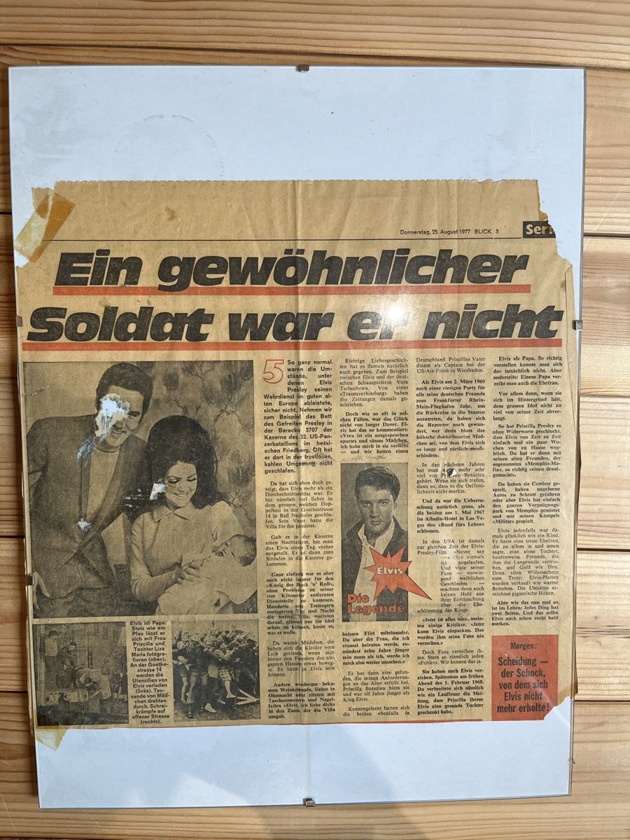 Foto & Immagini: Elvis Presley 1977 – Usato da Bärschwil venduto da yamaha022 1