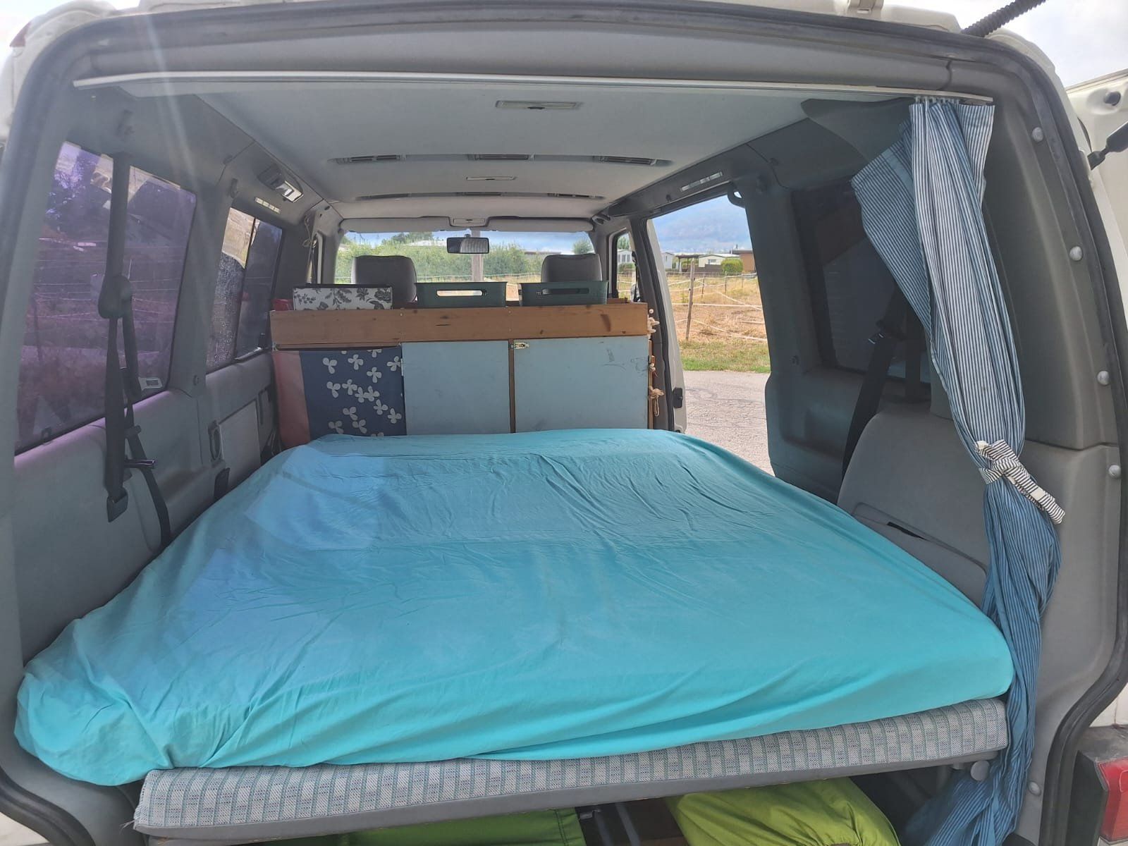 VW Camping Fahrzeuge: VW T4 Multivan Camper – Gebraucht aus Gerolfingen von Seehof25 3
