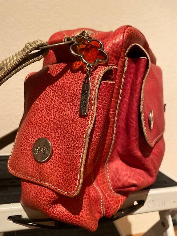 Taschen für Damen: Fuchsia Vintage Handtasche aus Leder – Gebraucht aus Wetzikon ZH von masabelina63 2