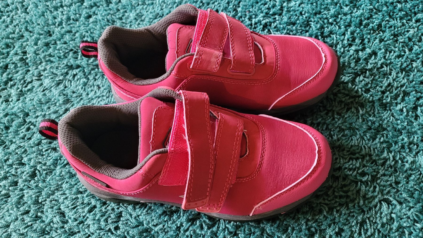 Scarpe per ragazzi: Umbro Kinderschuhe Gr. 34, Neu – Nuovo e nell'imballaggio originale da Warth venduto da aussieaussie